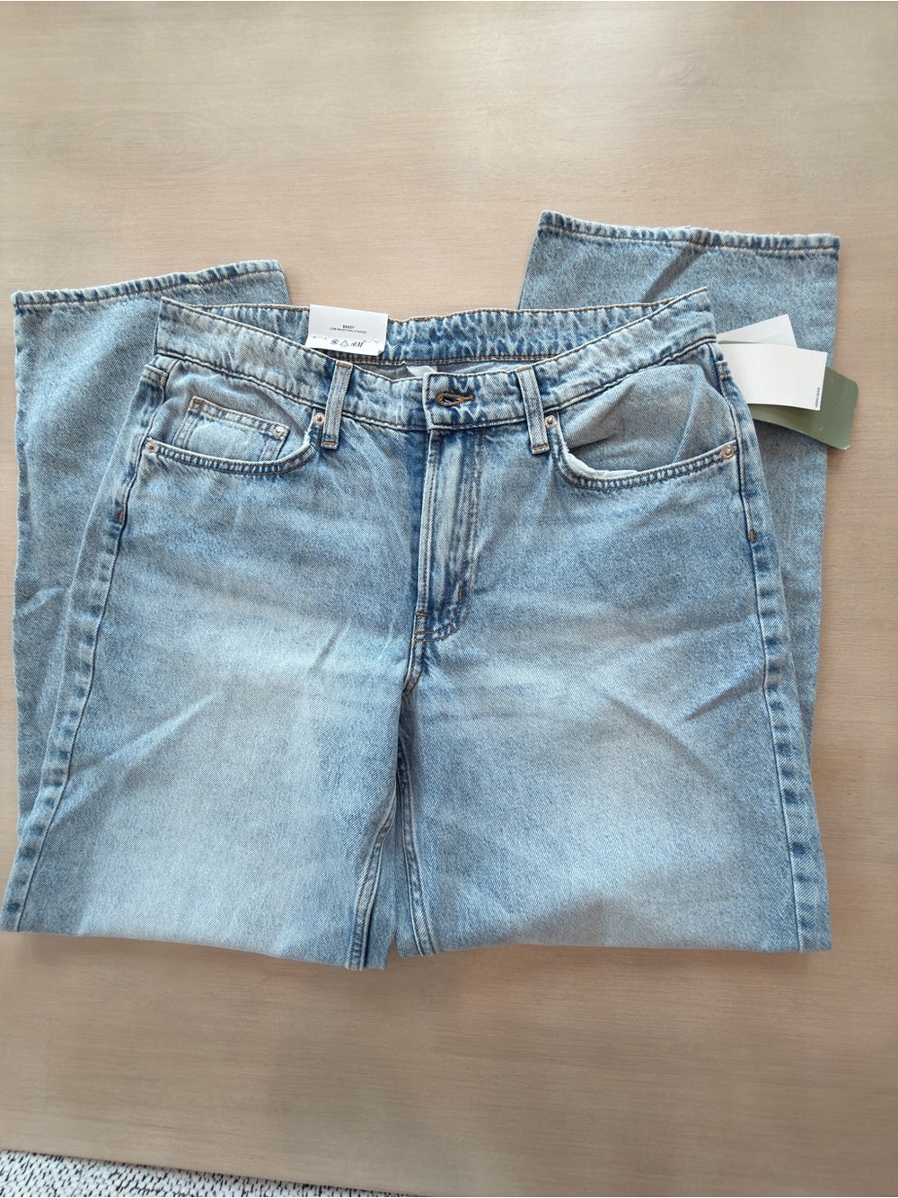 H&M Light Blue Women's Relaxed Baggy  Jeans